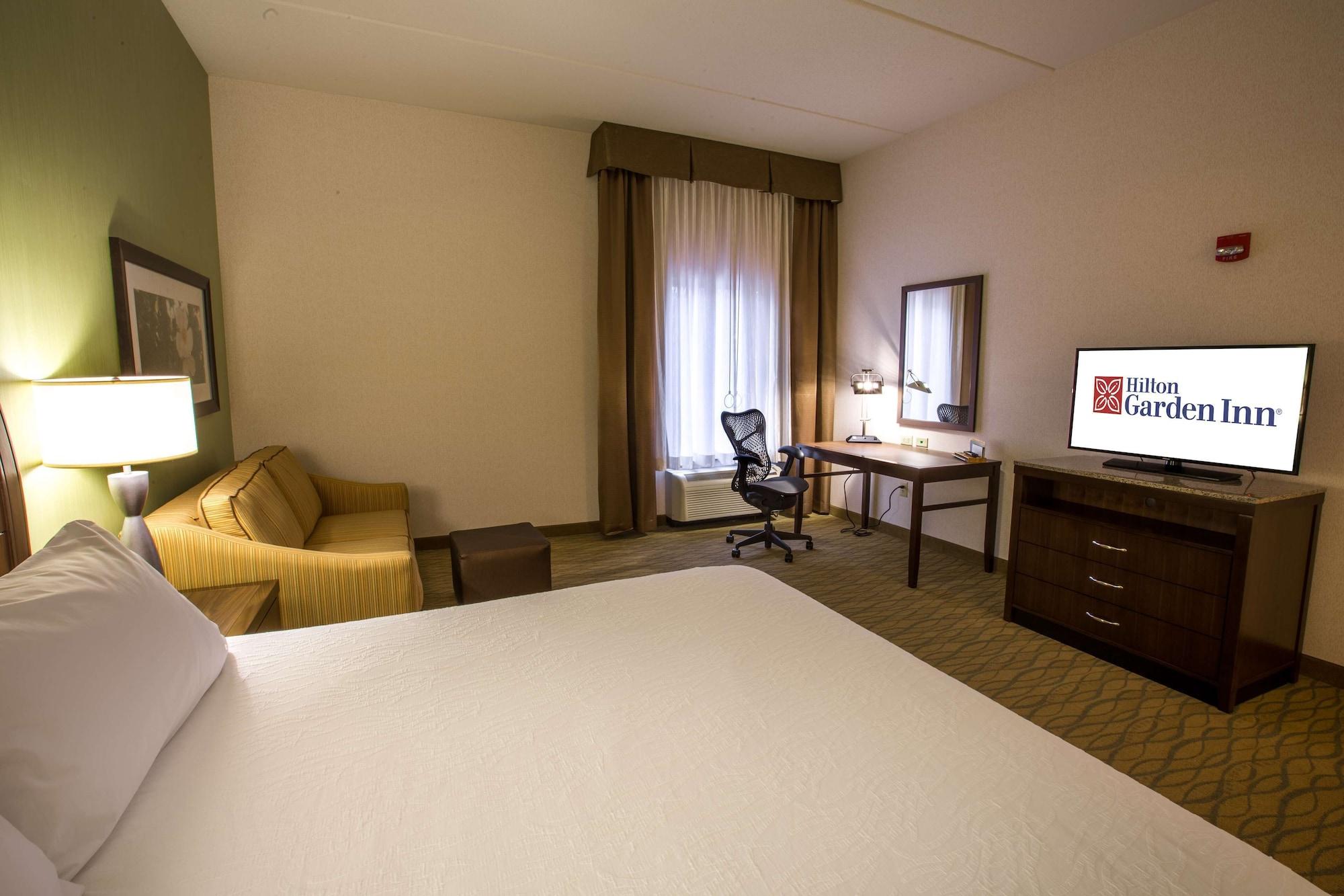 Hilton Garden Hotel 3*