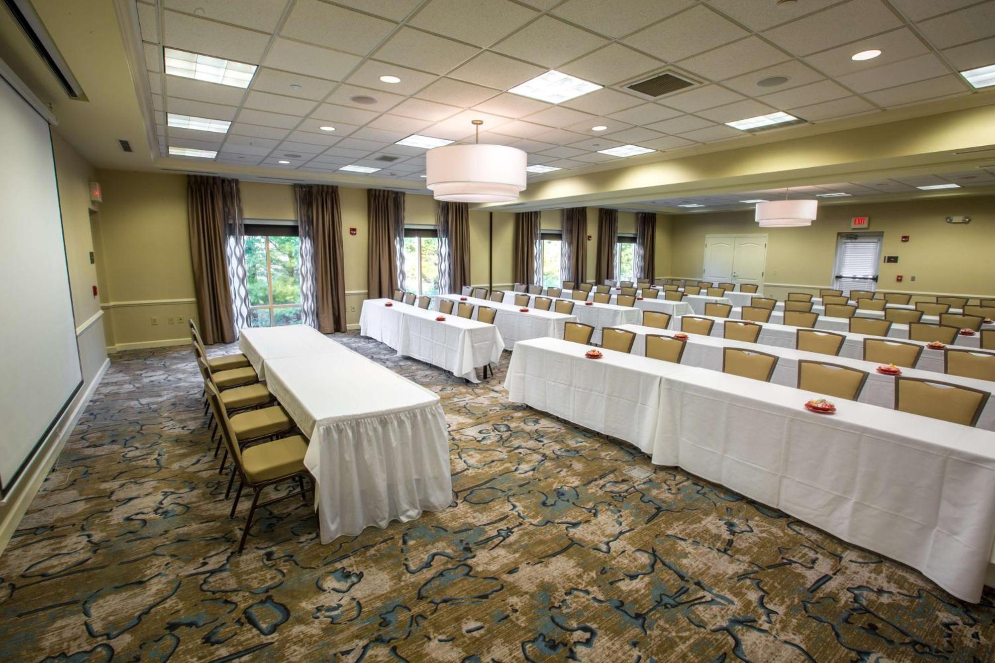 Hilton Garden 3* State College