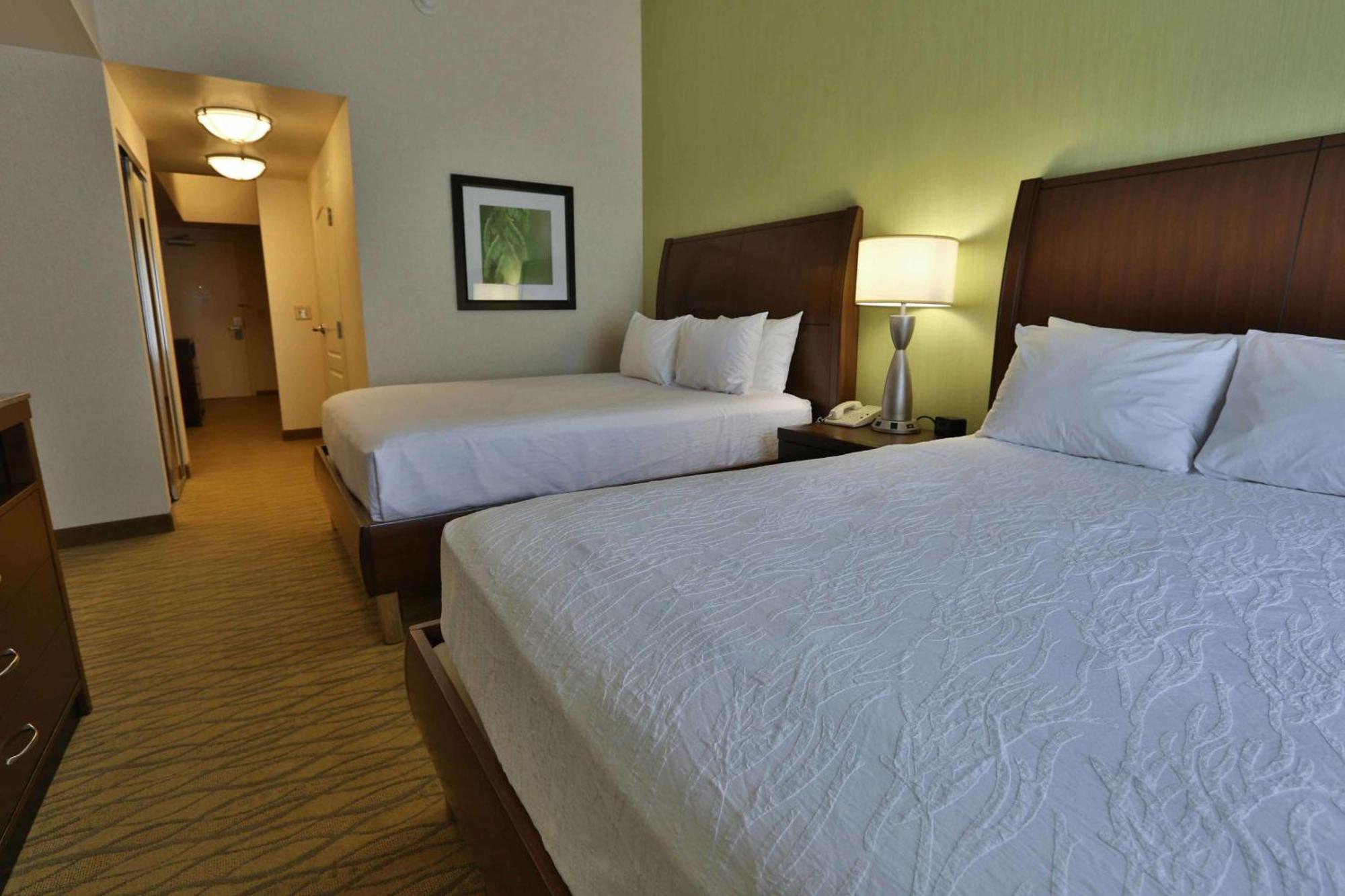 Hotel Hilton Garden State College