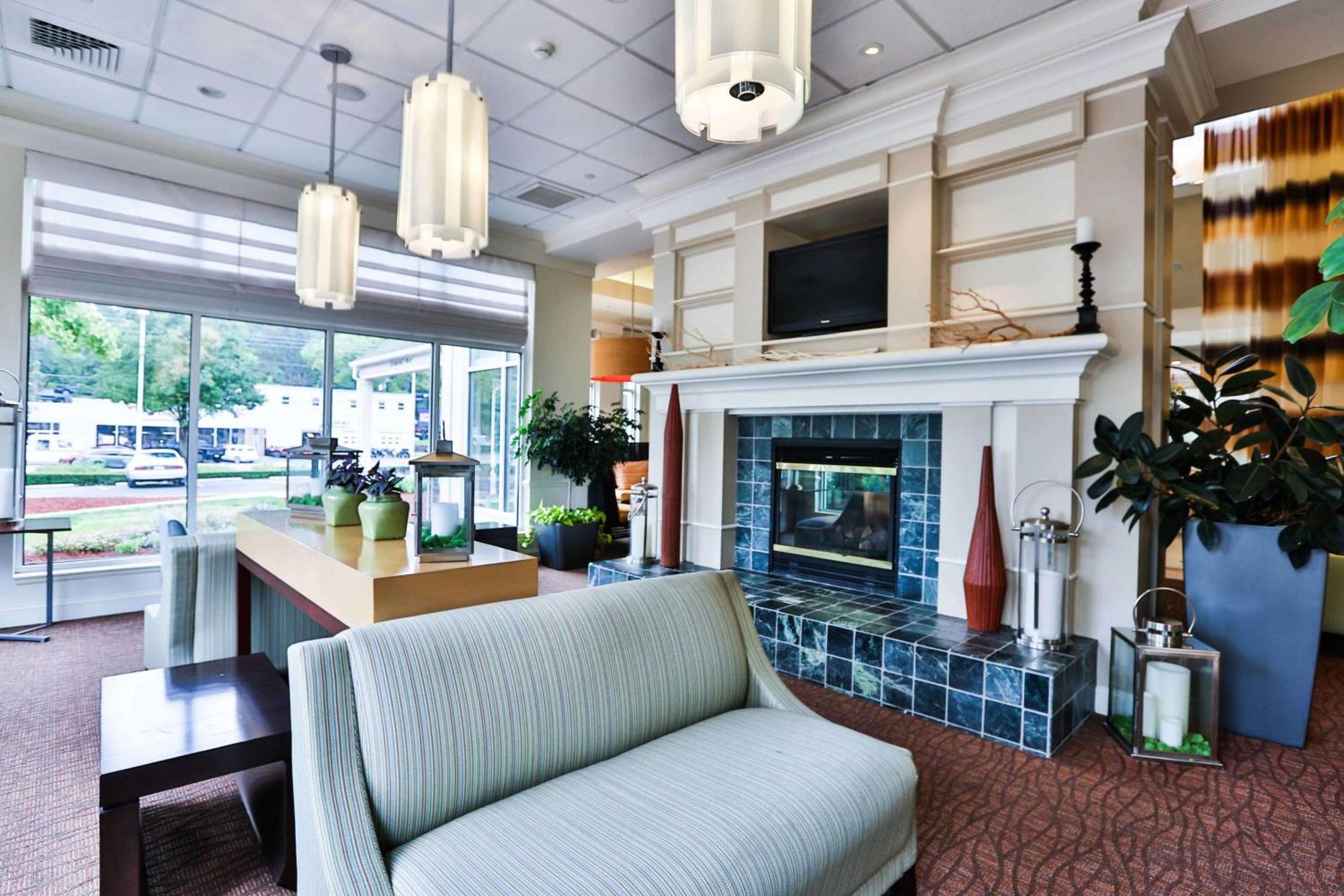 Hotel Hilton Garden State College